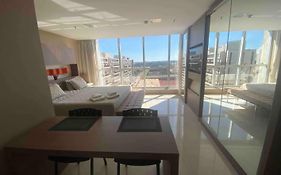 Flat Particular no Jade Brasília - Arejado e Rigorosa Limpeza!
